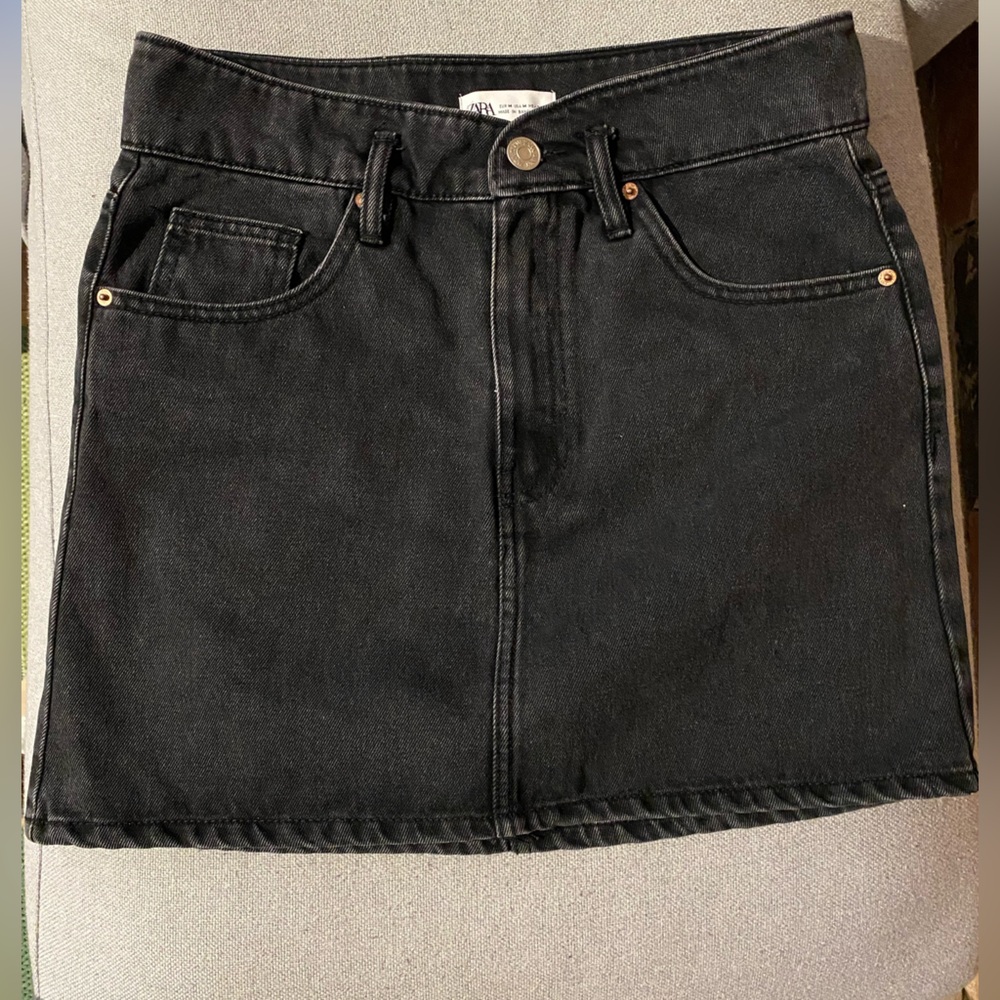 Zara Black Denim Skirt
